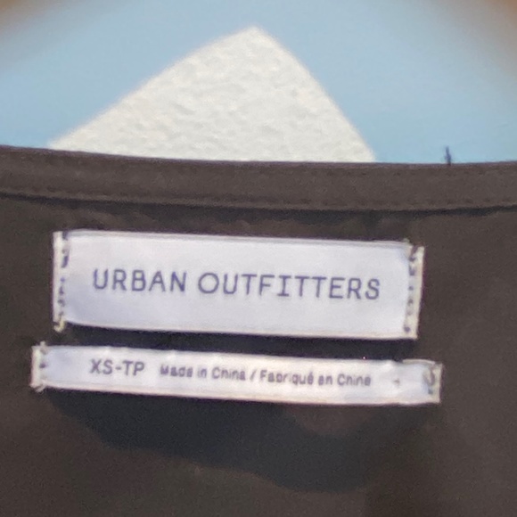 Urban Outfitters Double Tie Front Top XS - Picture 2 of 6